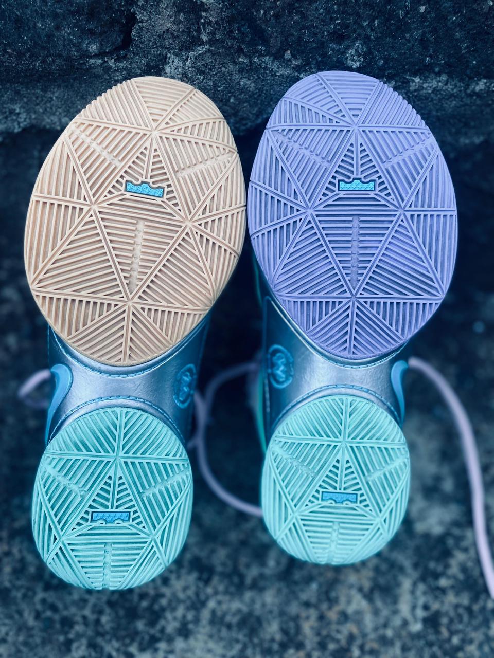 Lebrons XXII Monopoly Size 41.5 Uk 7.5 Us 8.5 - Image 3