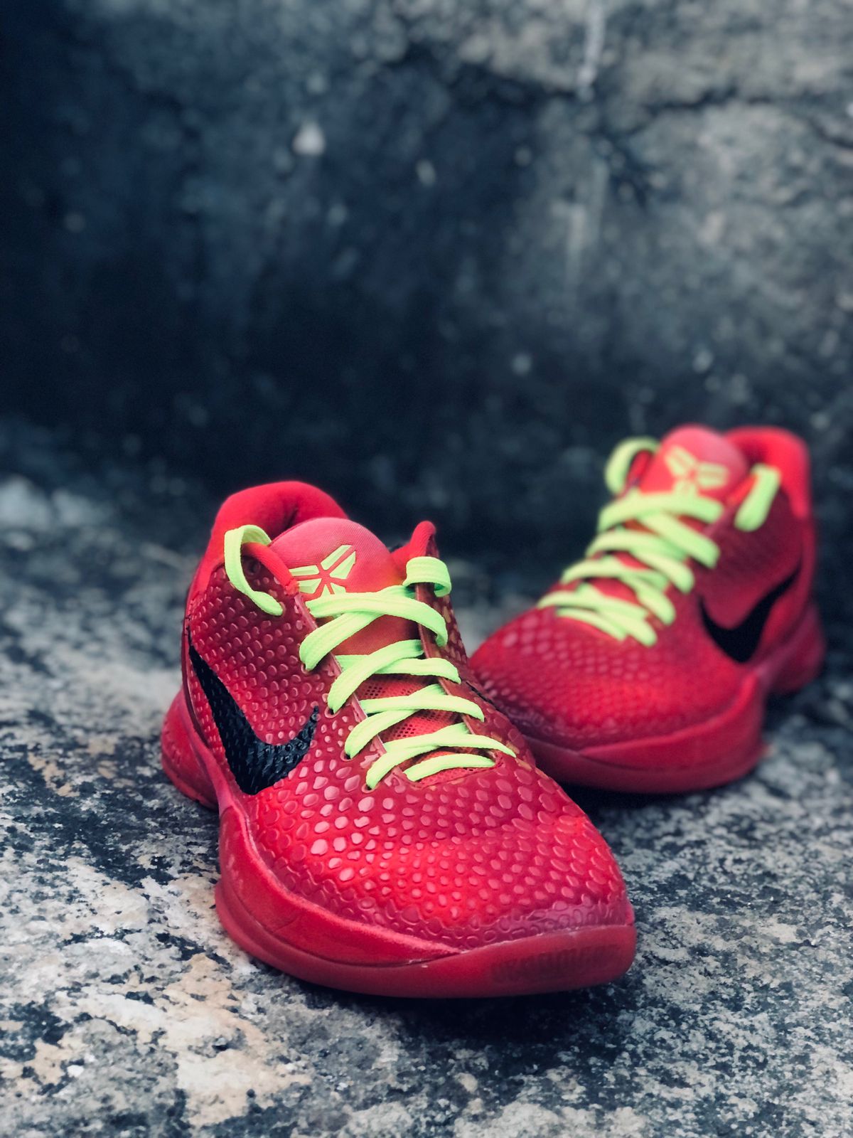 Kobe VI Reverse Size 39 Uk 5 Us 6 - Image 2