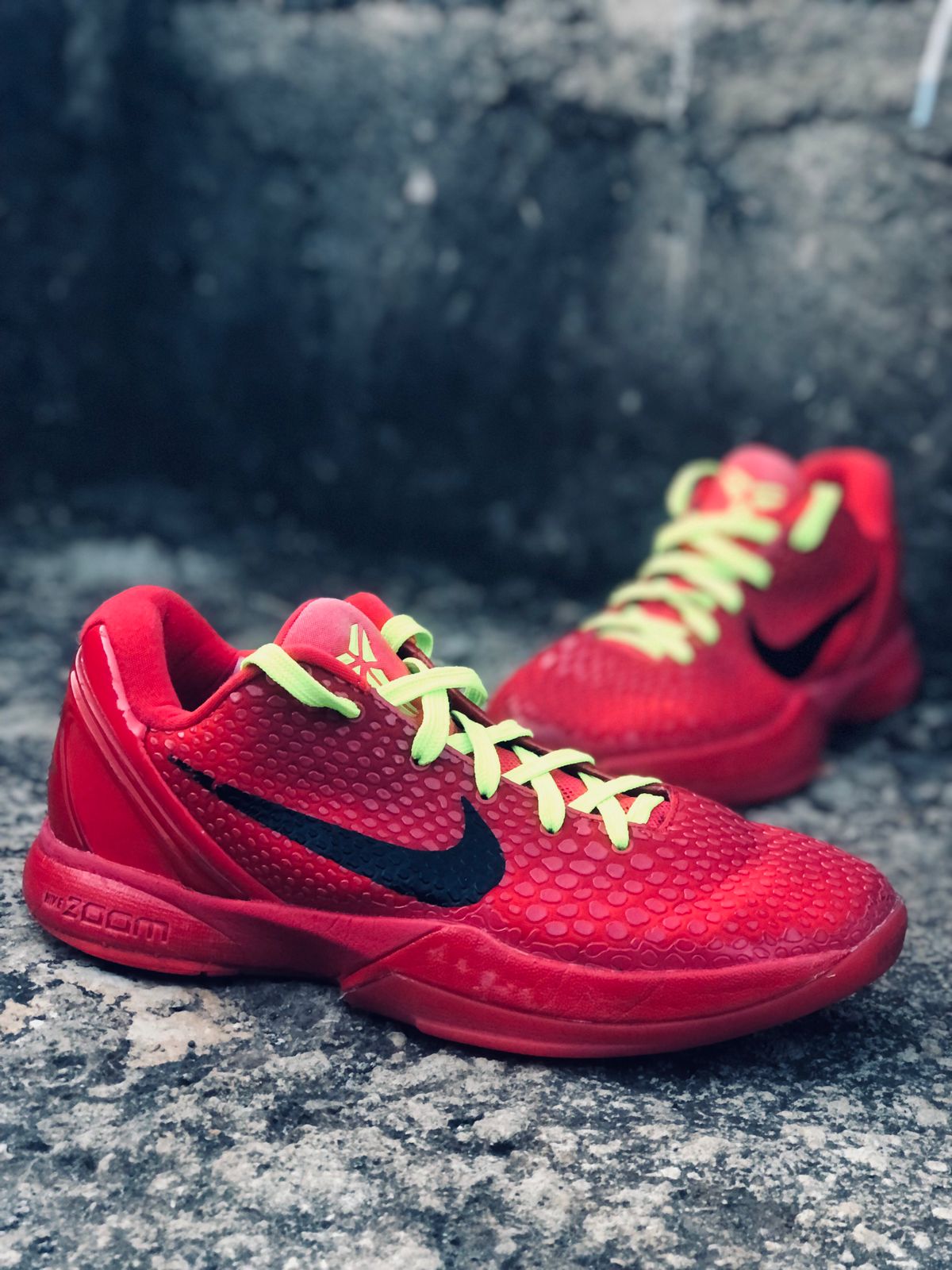 Kobe VI Reverse Size 39 Uk 5 Us 6 - Image 3