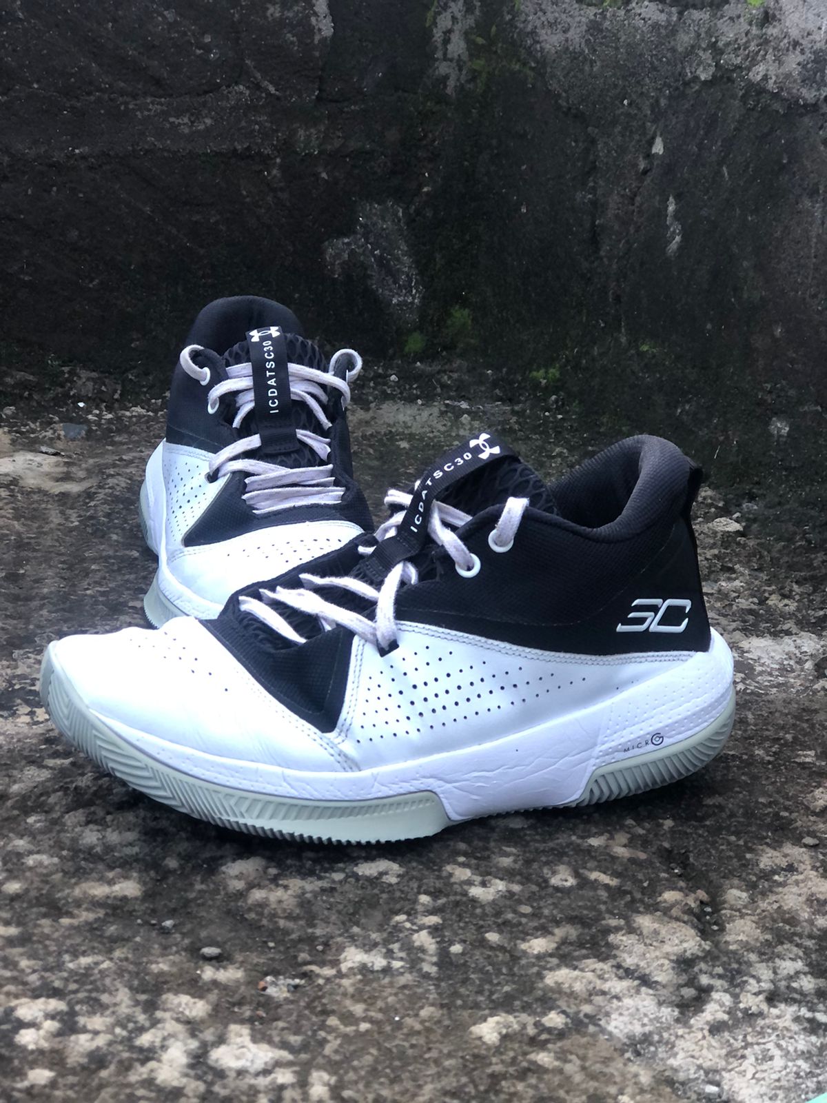 Stephen Curry 3Zero IV Size 45 Uk 10 Us 11