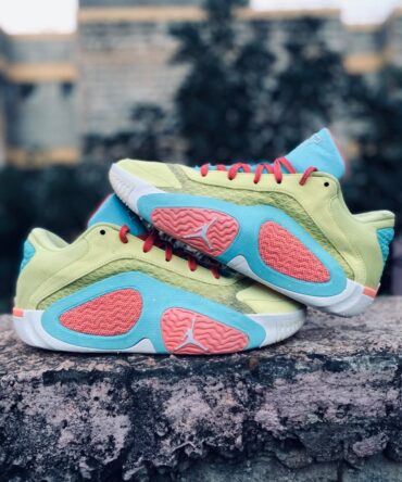 Jason Tatum II Size 41 Uk 7 Us 8